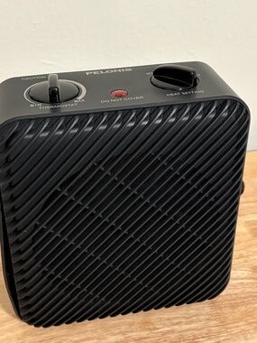 Pelonis 1500W 3-Speed Electric Fan-Forced Space Heater